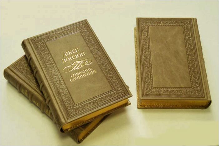 Антикварные книги, редкие старинные издания — отличный подарок или пополнение коллекции