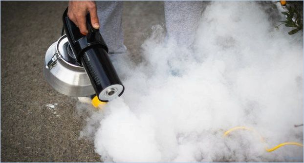 Уникальный способ защиты автомобиля от пыли и грязи: преимущества сухого тумана для вашего транспорта