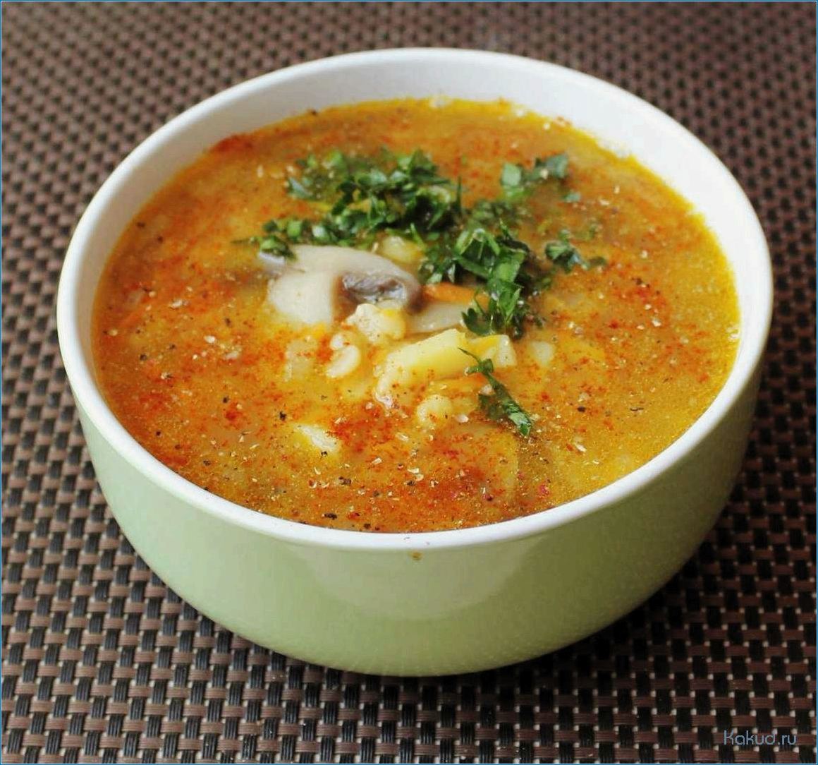 Вкусный и питательный рыбный суп с добавлением ароматного горошка